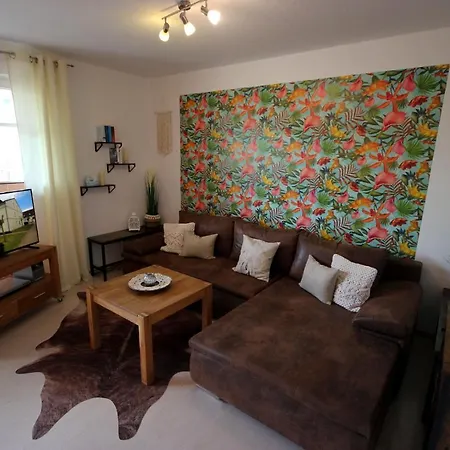 Twiehuss By Rujana * Binz