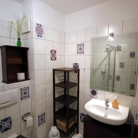 Twiehuss By Rujana * Binz